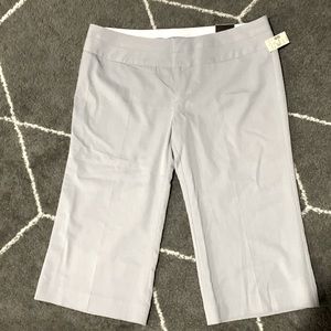 NWT Maurices Grey Wide Leg Capri  Size 15/16